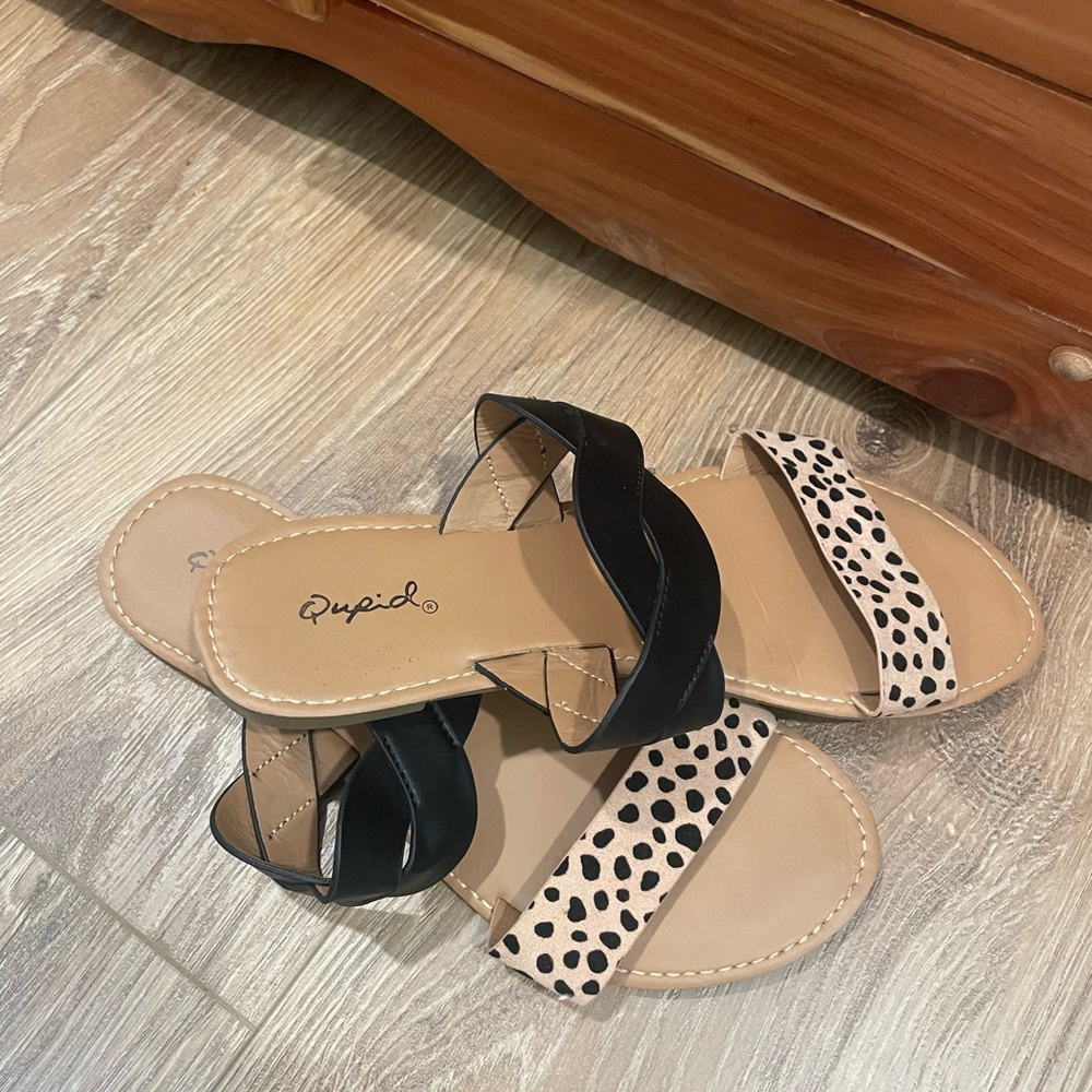 Qupid Black and Tan cheetah print Sandals
Bought at tj max